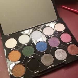 Urban decay distortion palette